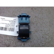 COMMANDE LEVE-GLACE PORTE AVD TOYOTA VERSO 2010-