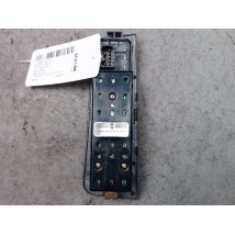 COMMANDE LEVE-GLACE PORTE AVG HYUNDAI MATRIX -01