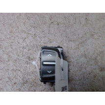 COMMANDE LEVE-GLACE PORTE AVD DACIA SANDERO