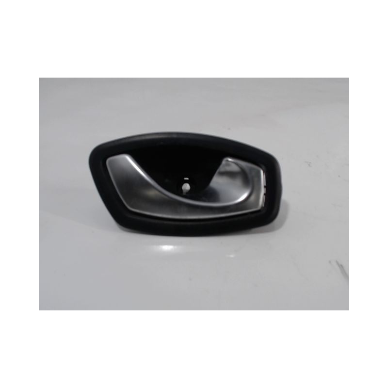 POIGNEE INTERIEURE PORTE AVANT DROIT RENAULT CLIO IV 2012-
