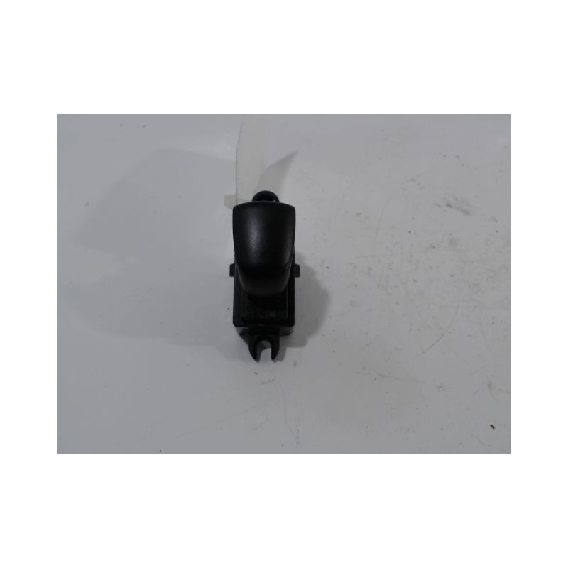 COMMANDE LEVE-GLACE PORTE ARG NISSAN JUKE