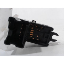 COMMANDE LEVE-GLACE PORTE ARG NISSAN JUKE