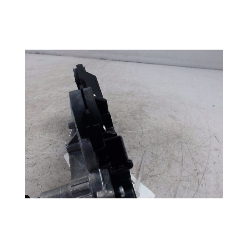 MOTEUR ESSUIE-GLACE ARRIERE FORD FOCUS 04-07