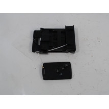 LECTEUR DE CARTE RENAULT LAGUNA III 2009-