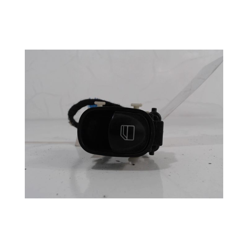 COMMANDE LEVE-GLACE PORTE AVD MERCEDES CLASSE C 2000-