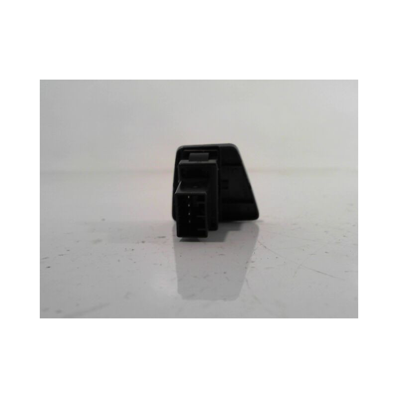 COMMANDE LEVE-GLACE PORTE AVD FIAT PANDA 2003-