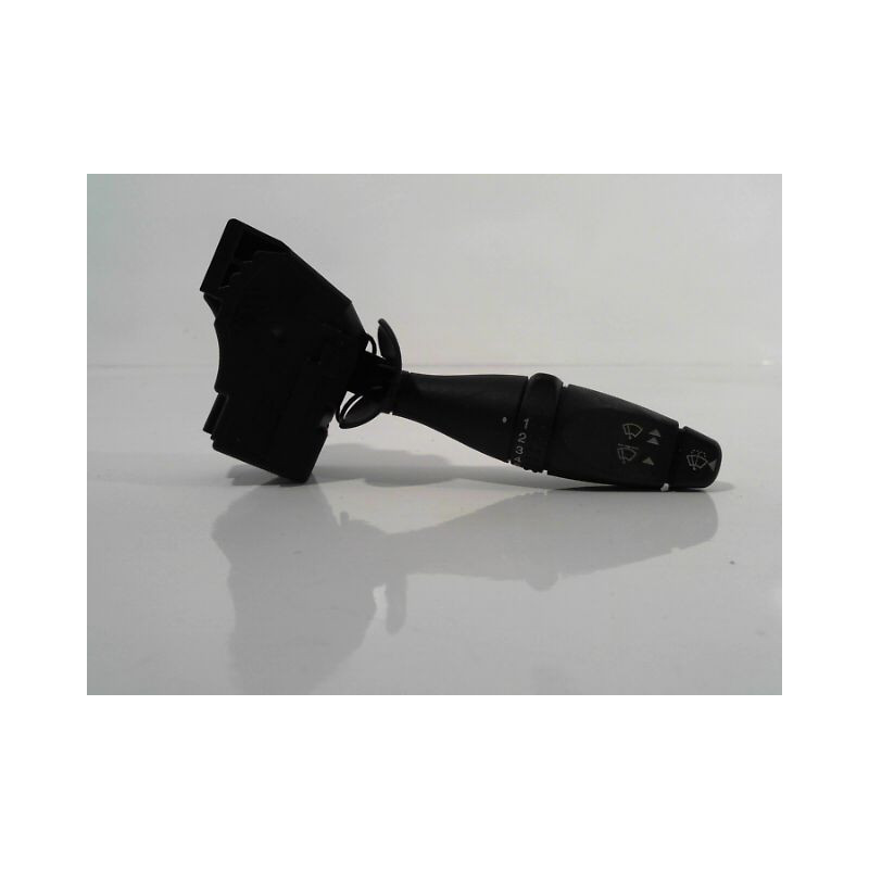 COMMANDE ESSUIE GLACE FORD FIESTA 2005-