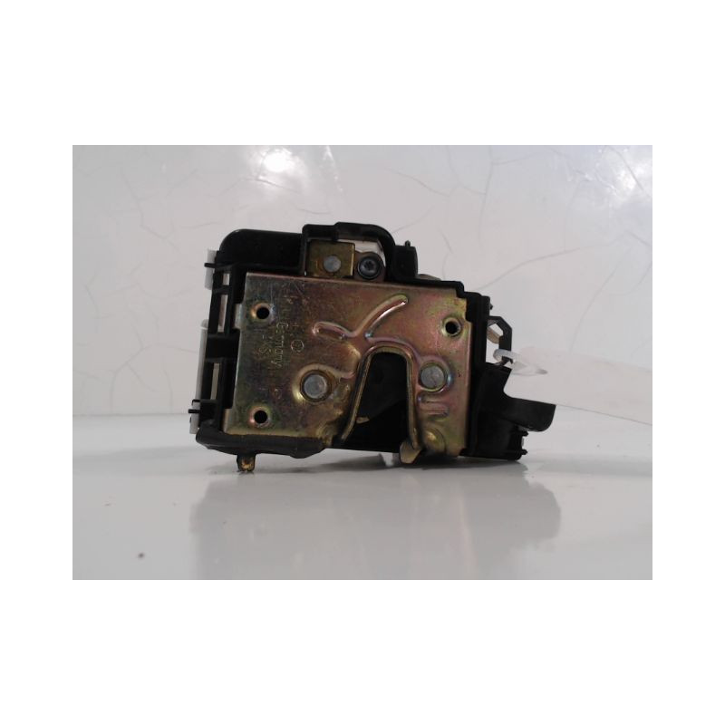 SYSTEME CONDAMNATION ARRIERE GAUCHE VOLKSWAGEN POLO 94-99