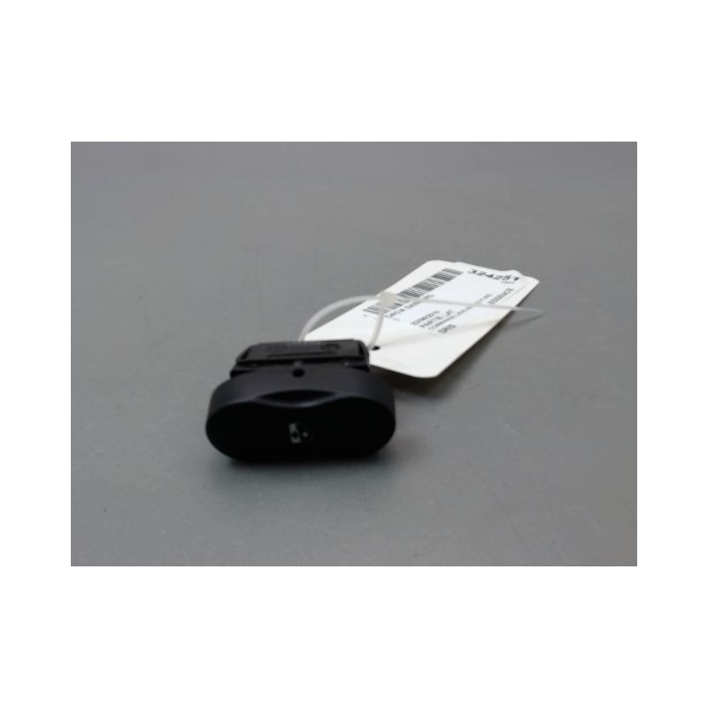 COMMANDE LEVE-GLACE PORTE AVD DACIA SANDERO I 2008-2012
