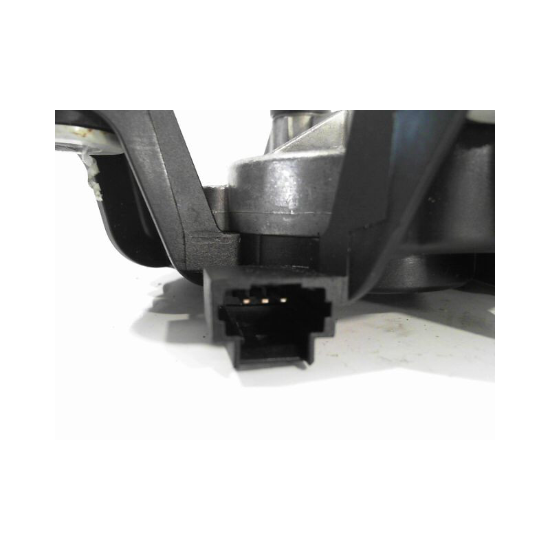 MOTEUR ESSUIE-GLACE ARRIERE RENAULT MEGANE III 2008-