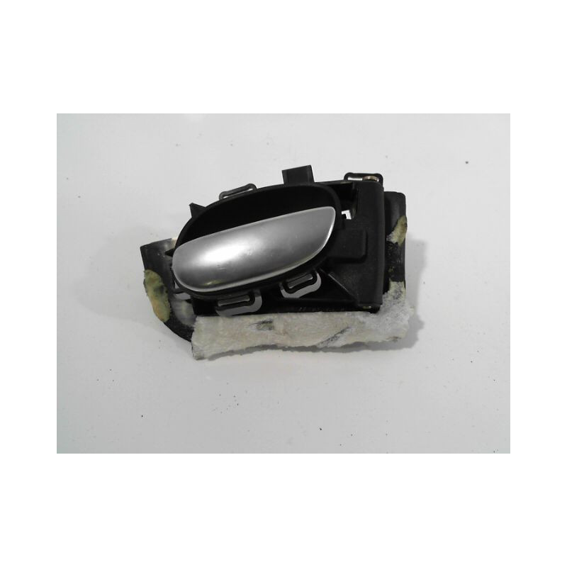 POIGNEE INTERIEURE PORTE AVANT DROIT PEUGEOT 206