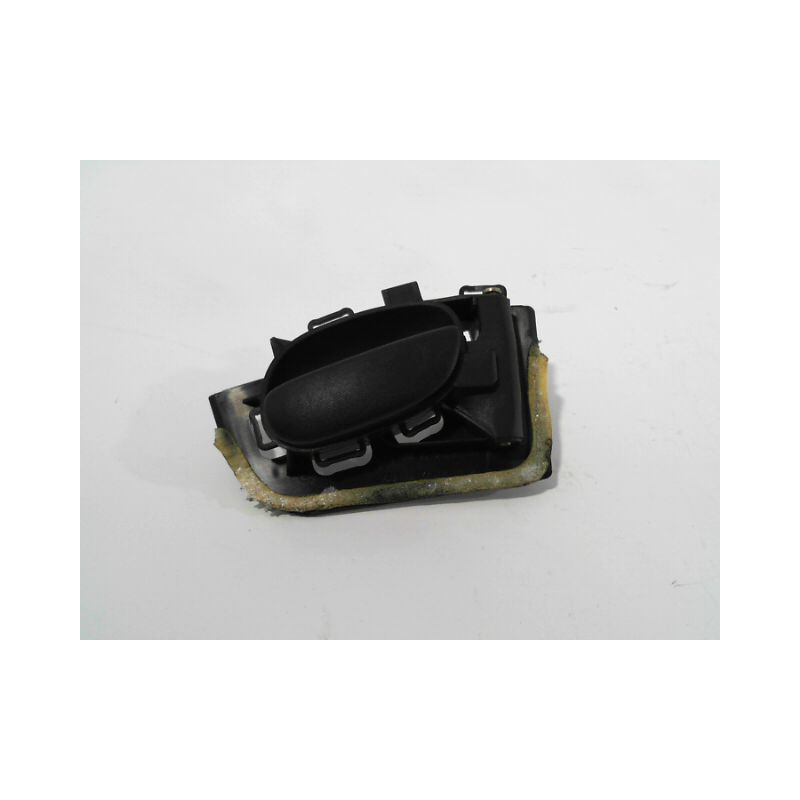 POIGNEE INTERIEURE PORTE AVANT DROIT PEUGEOT 206 3P