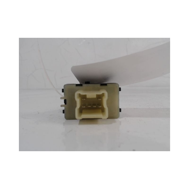 COMMANDE LEVE-GLACE PORTE AVD DACIA LOGAN 08-