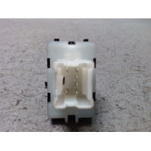 COMMANDE LEVE-GLACE PORTE AVD DACIA SANDERO