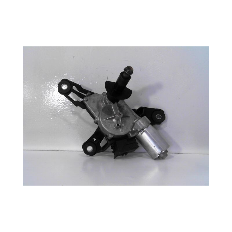 MOTEUR ESSUIE-GLACE ARRIERE TOYOTA YARIS 2005-