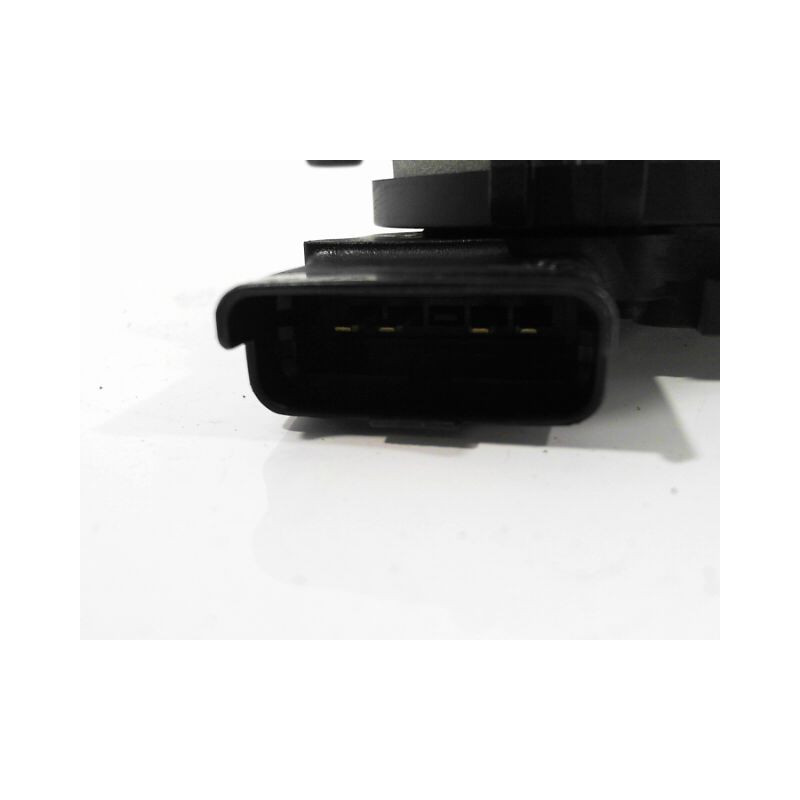 MOTEUR ESSUIE-GLACE AVANT PEUGEOT 1007