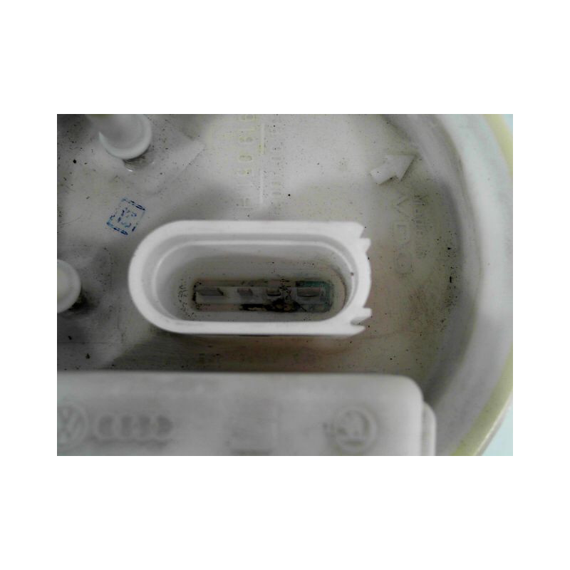 POMPE CARBURANT IMMERGEE VOLKSWAGEN GOLF IV 98-2004