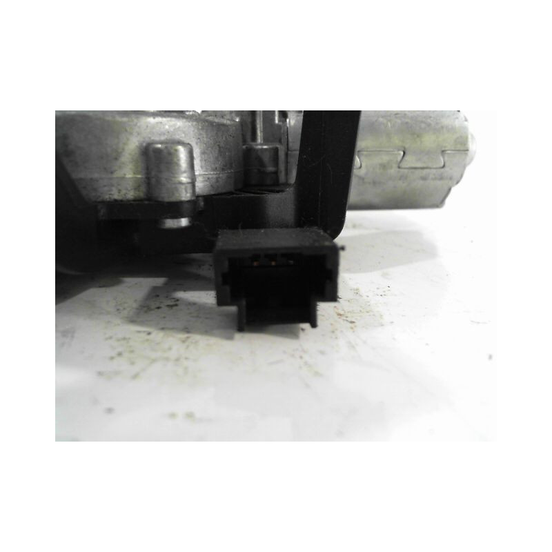 MOTEUR ESSUIE-GLACE ARRIERE PEUGEOT 207 3P