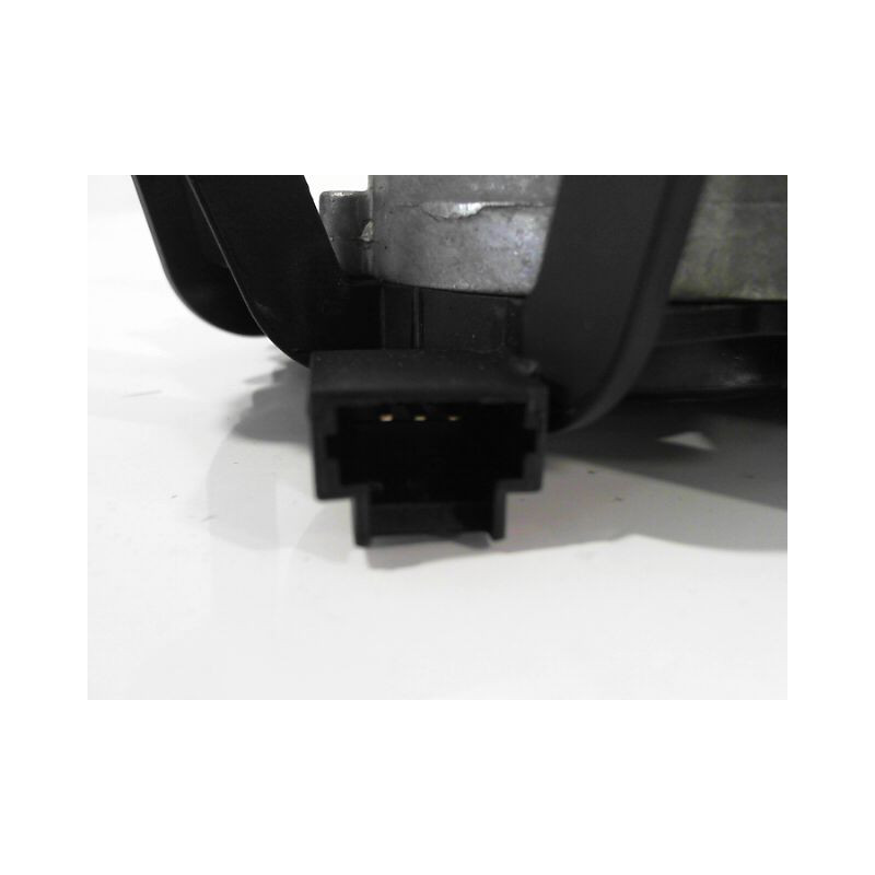 MOTEUR ESSUIE-GLACE ARRIERE RENAULT MEGANE II PH2 2006-
