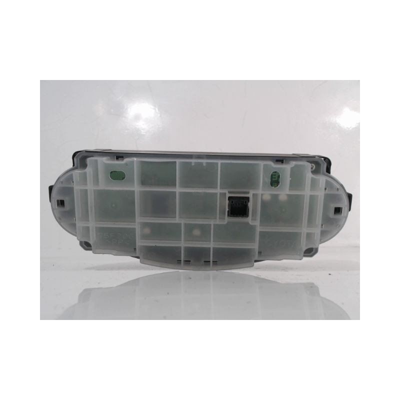COMMANDE DE CHAUFFAGE TOYOTA YARIS