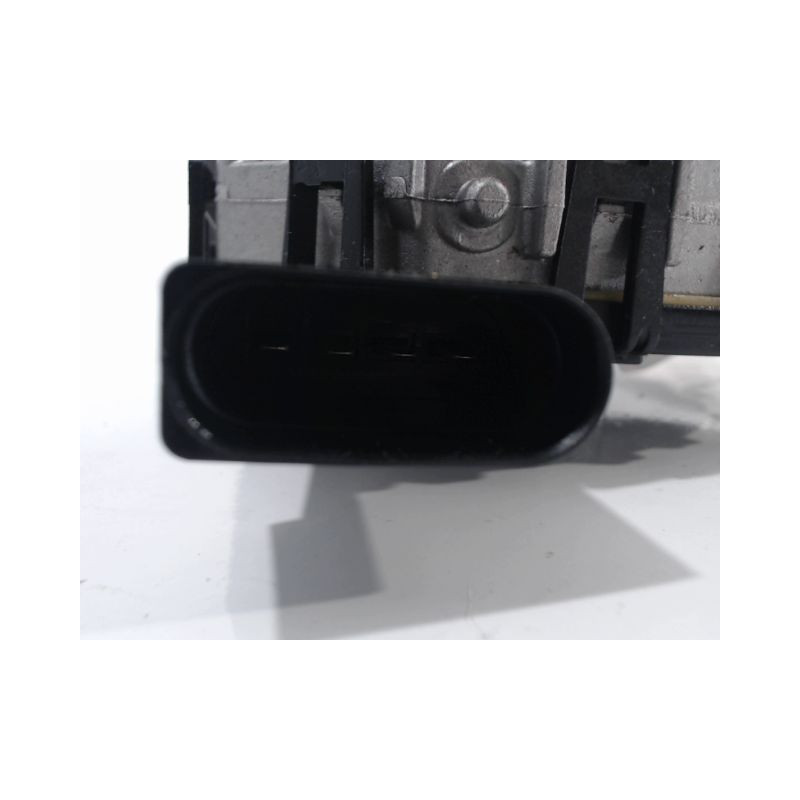 MOTEUR ESSUIE-GLACE AVANT OPEL ASTRA 2004-