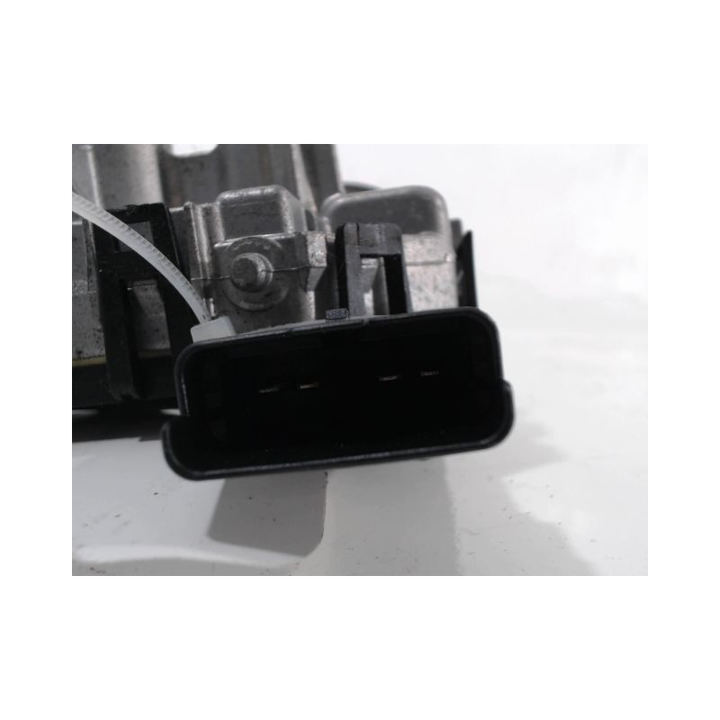 MOTEUR ESSUIE-GLACE AVANT PEUGEOT 2008