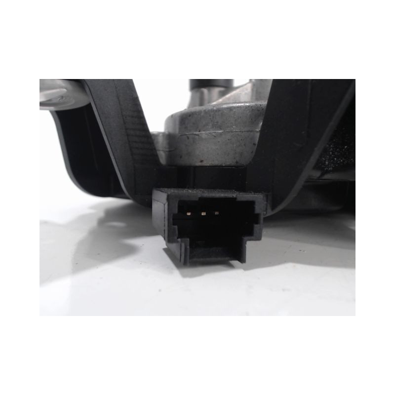MOTEUR ESSUIE-GLACE ARRIERE RENAULT LAGUNA III 2009-