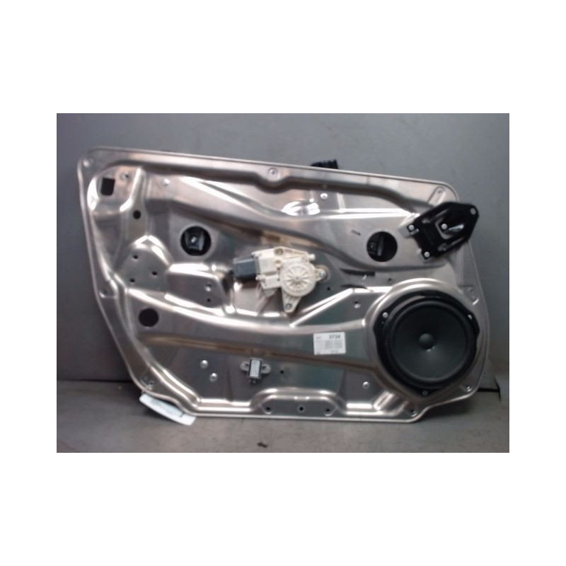 MECANISME+MOTEUR LEVE-GLACE AVANT GAUCHE MERCEDES CLASSE C 2007-