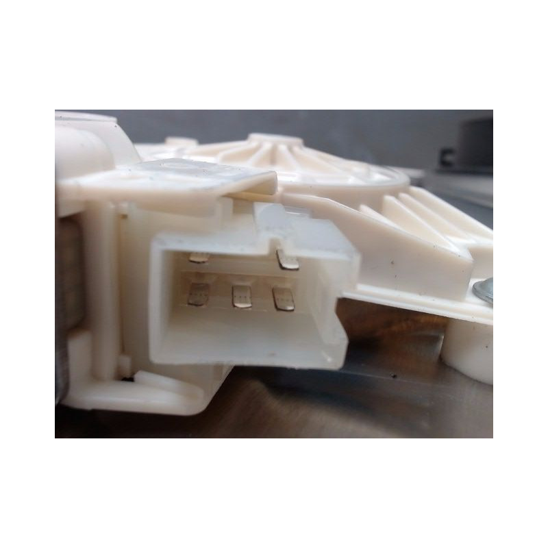 MECANISME+MOTEUR LEVE-GLACE AVANT GAUCHE MERCEDES CLASSE C 2007-