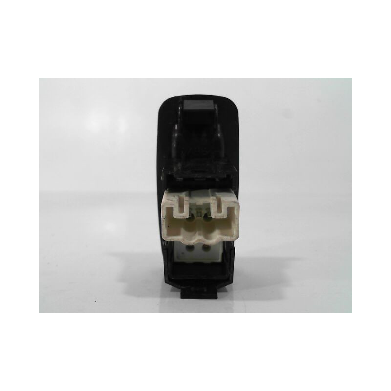 COMMANDE LEVE-GLACE PORTE AVD TOYOTA RAV4 2003-