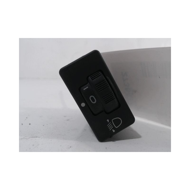 INTERIEUR COMMANDE PHARES TOYOTA AYGO