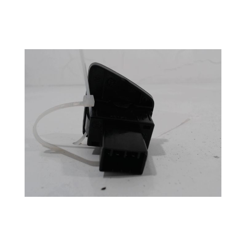 COMMANDE LEVE-GLACE PORTE AVG FIAT 500 2007-