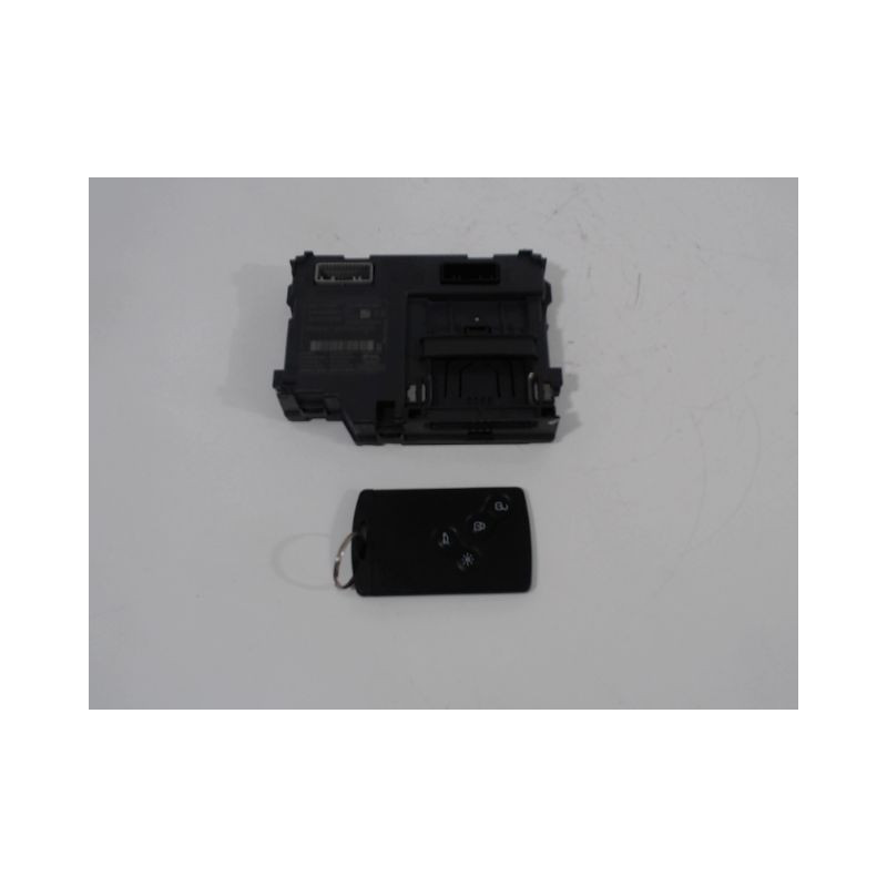 LECTEUR DE CARTE RENAULT CLIO IV 2012-