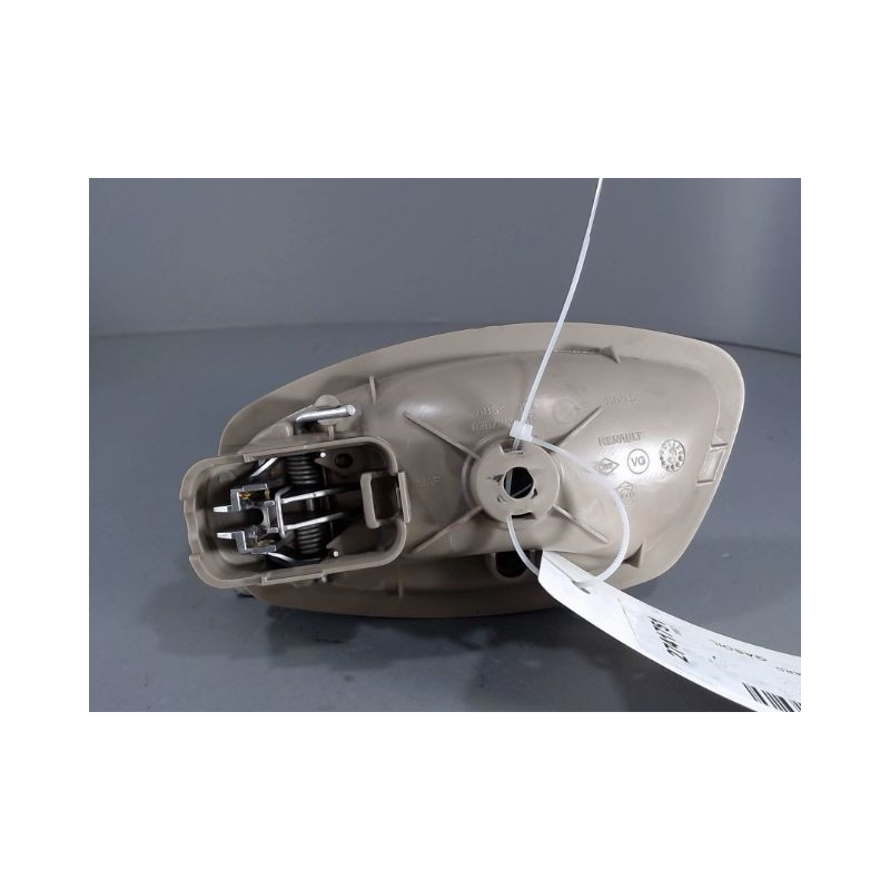 POIGNEE INTERIEURE PORTE ARRIERE DROIT RENAULT SCENIC III 2009-