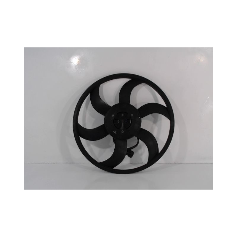 MOTEUR VENTILATEUR RADIATEUR B.M.W. SERIE 1