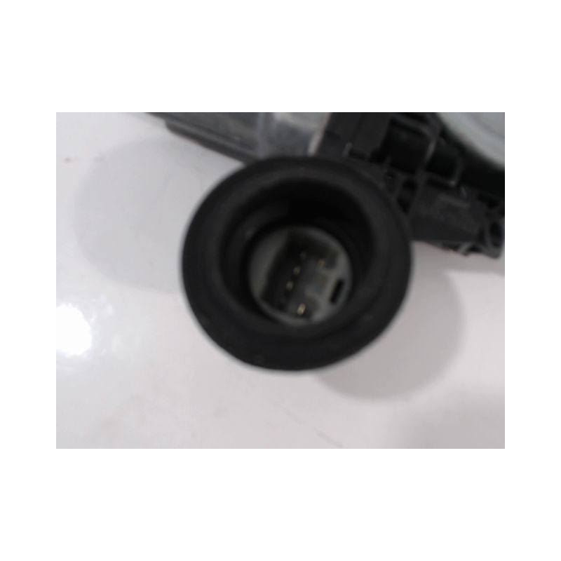 MECANISME+MOTEUR LEVE-GLACE AVANT DROIT SUZUKI SWIFT 3P