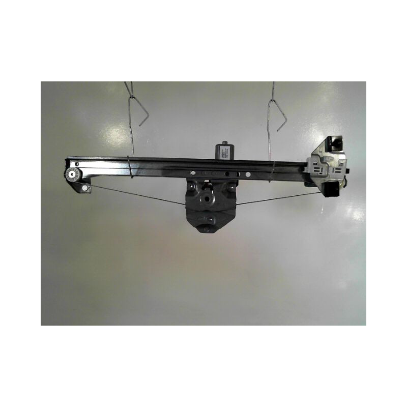 MECANISME+MOTEUR LEVE-GLACE AVANT DROIT DACIA LODGY