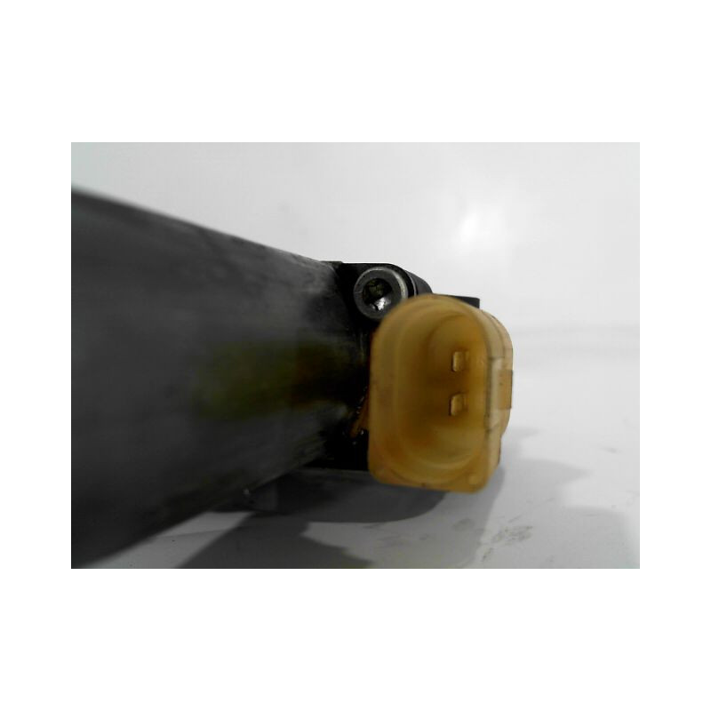 MECANISME+MOTEUR LEVE-GLACE AVANT DROIT TOYOTA YARIS 2003-