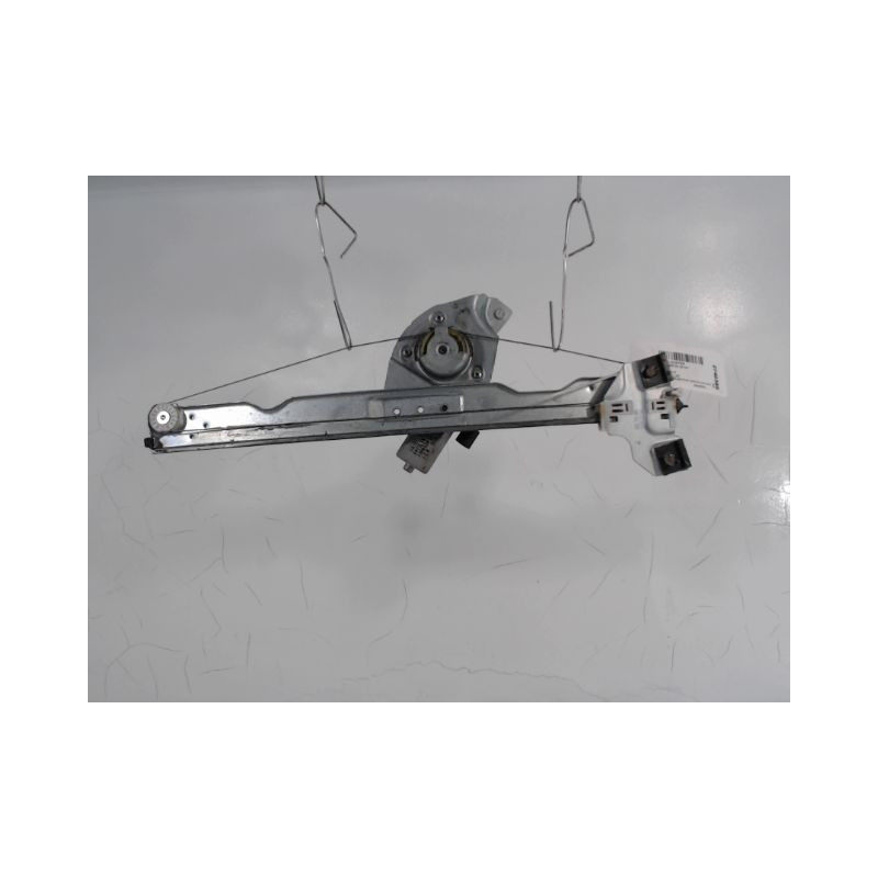 MECANISME+MOTEUR LEVE-GLACE AVANT DROIT DACIA DUSTER 2010-