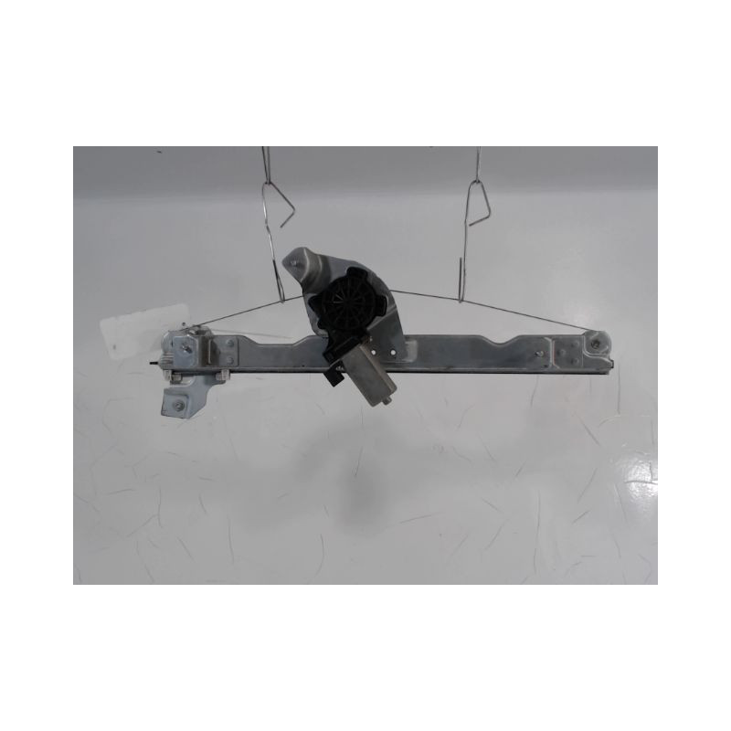 MECANISME+MOTEUR LEVE-GLACE AVANT DROIT DACIA DUSTER 2010-