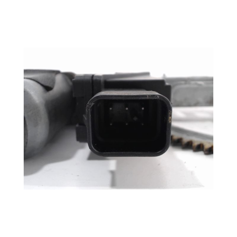MECANISME+MOTEUR LEVE-GLACE AVANT DROIT OPEL CORSA 2000-8.2003