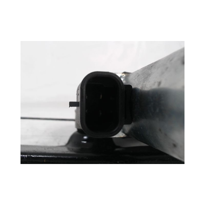 MECANISME+MOTEUR LEVE-GLACE AVANT DROIT FIAT PUNTO 99-2003