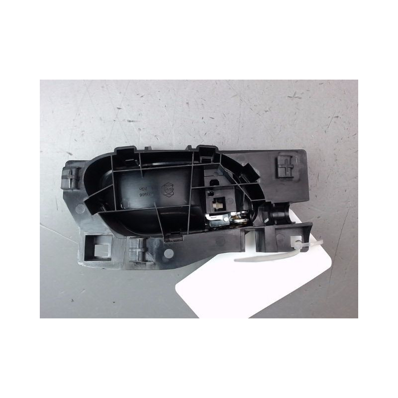 POIGNEE INTERIEURE PORTE AVANT GAUCHE PEUGEOT 208 Phase 1 2012-...