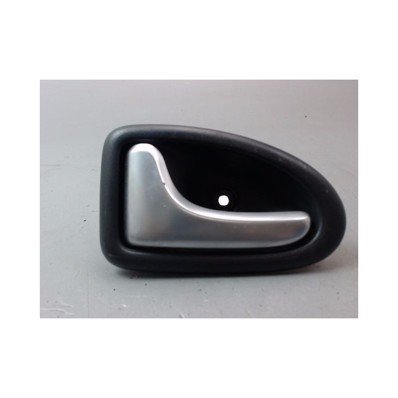 POIGNEE INTERIEURE PORTE ARRIERE GAUCHE RENAULT CLIO CAMPUS II Phase 2 2009-...
