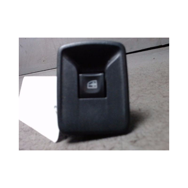 COMMANDE LEVE-GLACE PORTE ARG DACIA LODGY