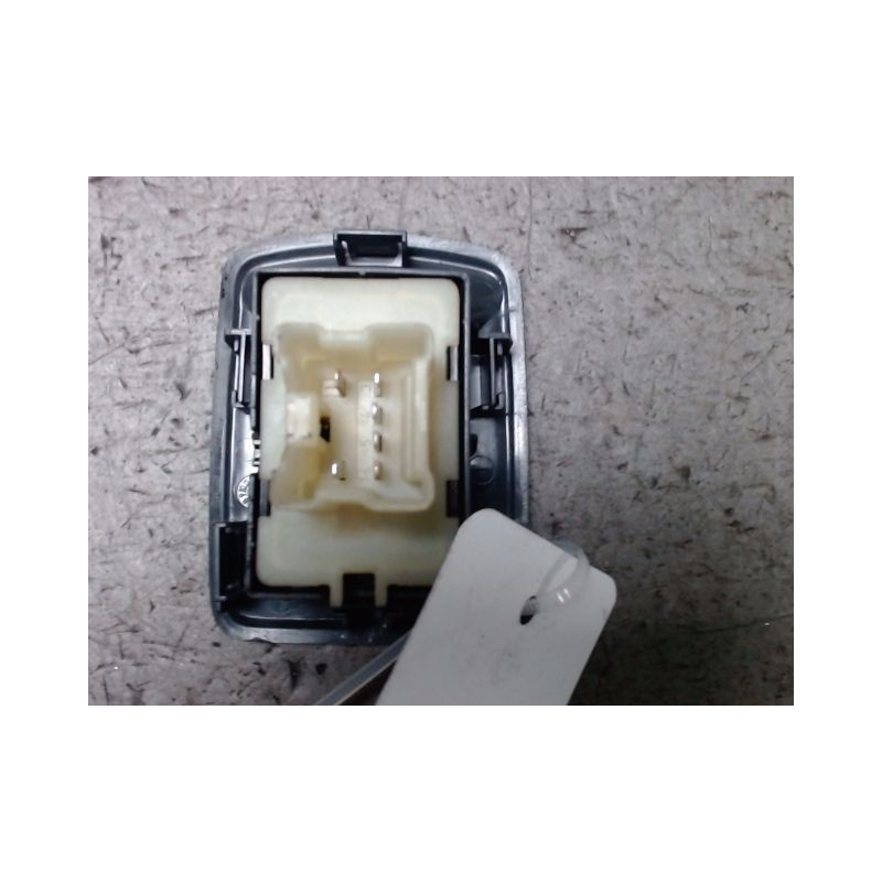 COMMANDE LEVE-GLACE PORTE ARG DACIA LODGY