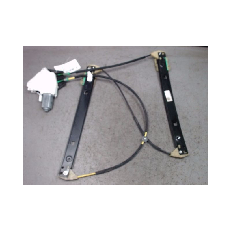 MECANISME+MOTEUR LEVE-GLACE AVANT DROIT AUDI A1