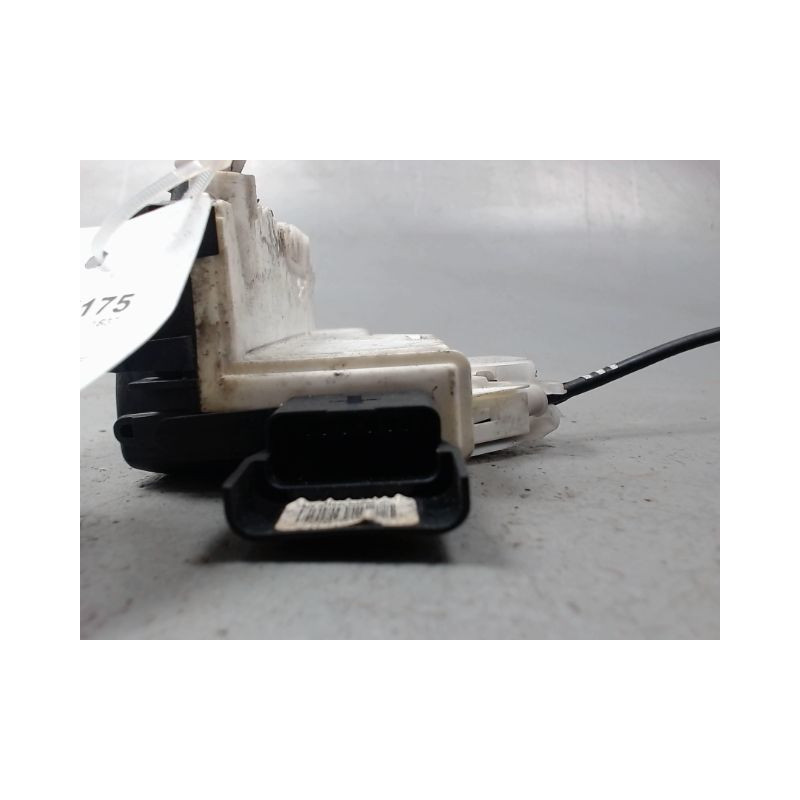 SYSTEME CONDAMNATION AVANT DROIT PEUGEOT 5008 2009-