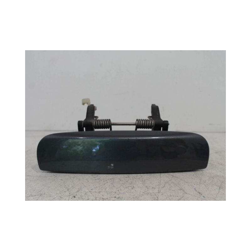POIGNEE EXTERIEURE PORTE AVANT DROIT AUDI A4 AVANT 04-08