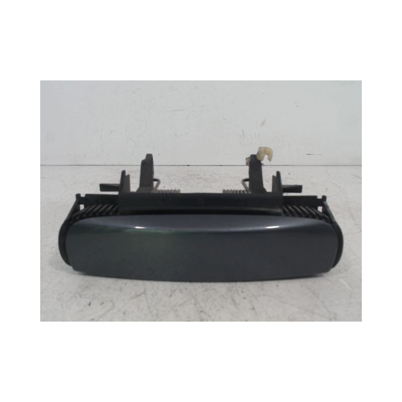 POIGNEE EXTERIEURE PORTE ARRIERE GAUCHE AUDI A4 AVANT 04-08